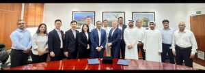 AMIGO LNG DRYDOCKS WORLD contract signing