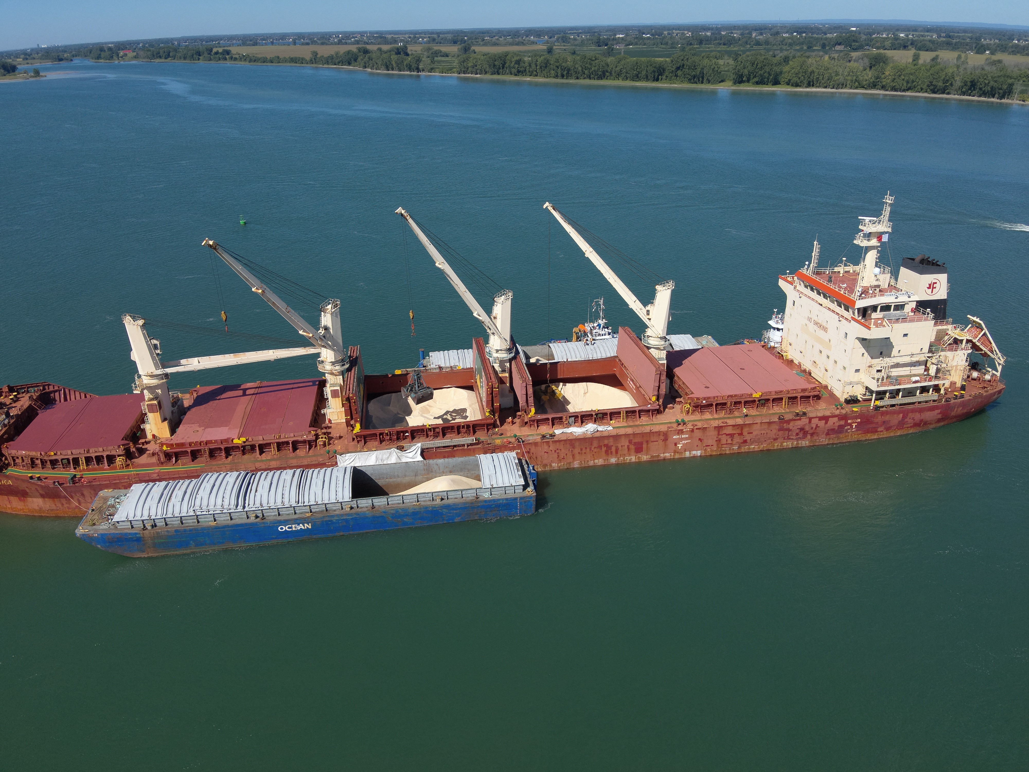 Operation begins to free bulker after running aground in St. Lawrence River