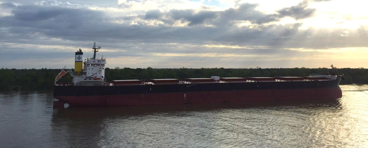 Diana Shipping locks charter deal for post-panamax with Oldendorff Carriers