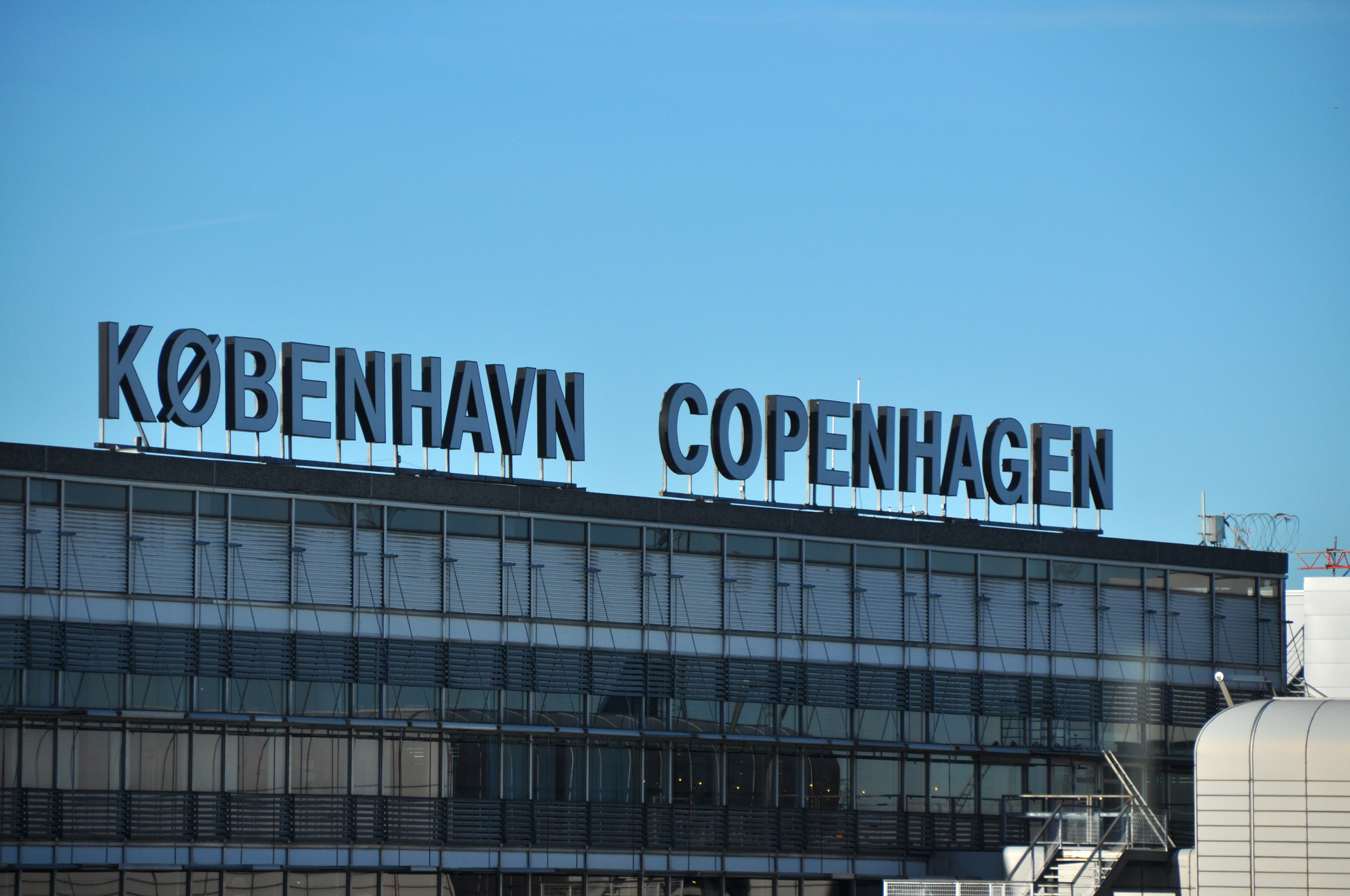 Drones at Copenhagen airport are linked to hybrid attacks to Europe? Investigation will show