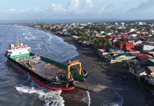 Vessel ran aground in Philippines due to super typhoon