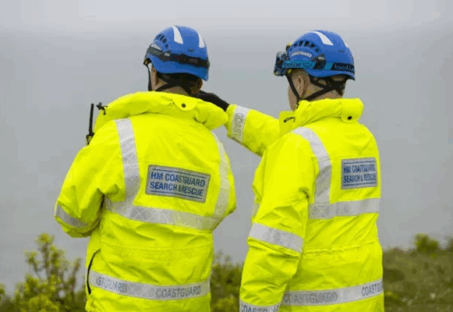 Clear up begins after shipping containers fall overboard in Solent