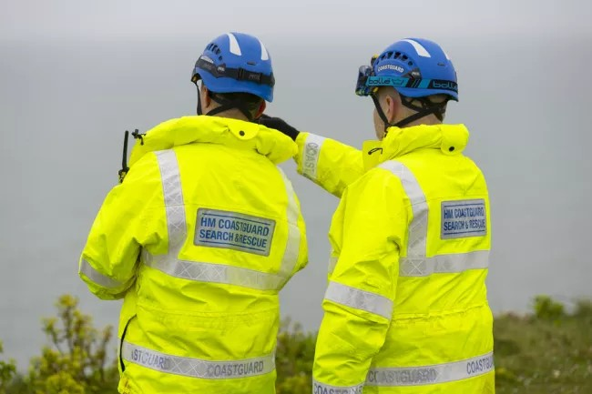 Clear up begins after shipping containers fall overboard in Solent