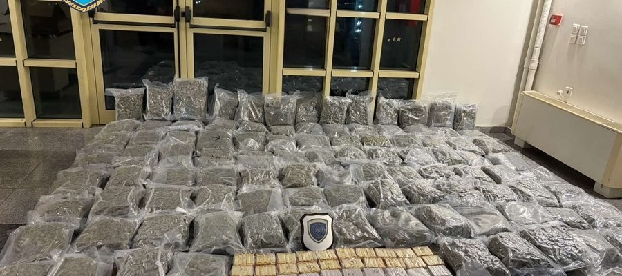 Κατάσχεση ναρκωτικών αξίας 900.000 Ευρώ και σύλληψη 2 ατόμων σε Πάτρα, Αθήνα