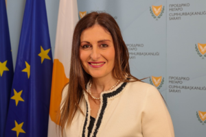 Υφ. Ναυτιλίας Κύπρου: Ολοκληρώθηκε με επιτυχία η επίσκεψή της σε Αθήνα, Αλεξάνδρεια