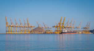 UAE fast tracks West-East oil pipeline project to bypass Hormuz Strait