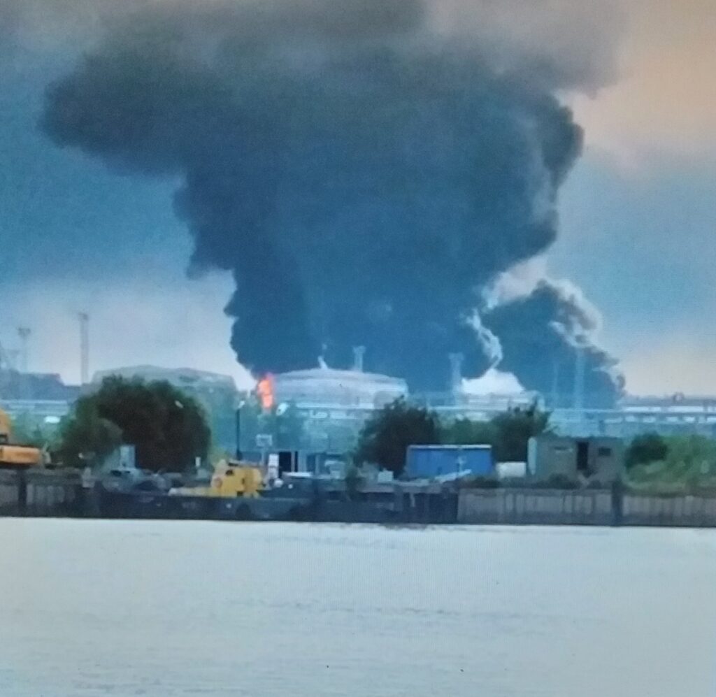 Ukrainian drones hit Russian port oil infrastructure