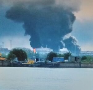 Ukrainian drones hit Russian port oil infrastructure