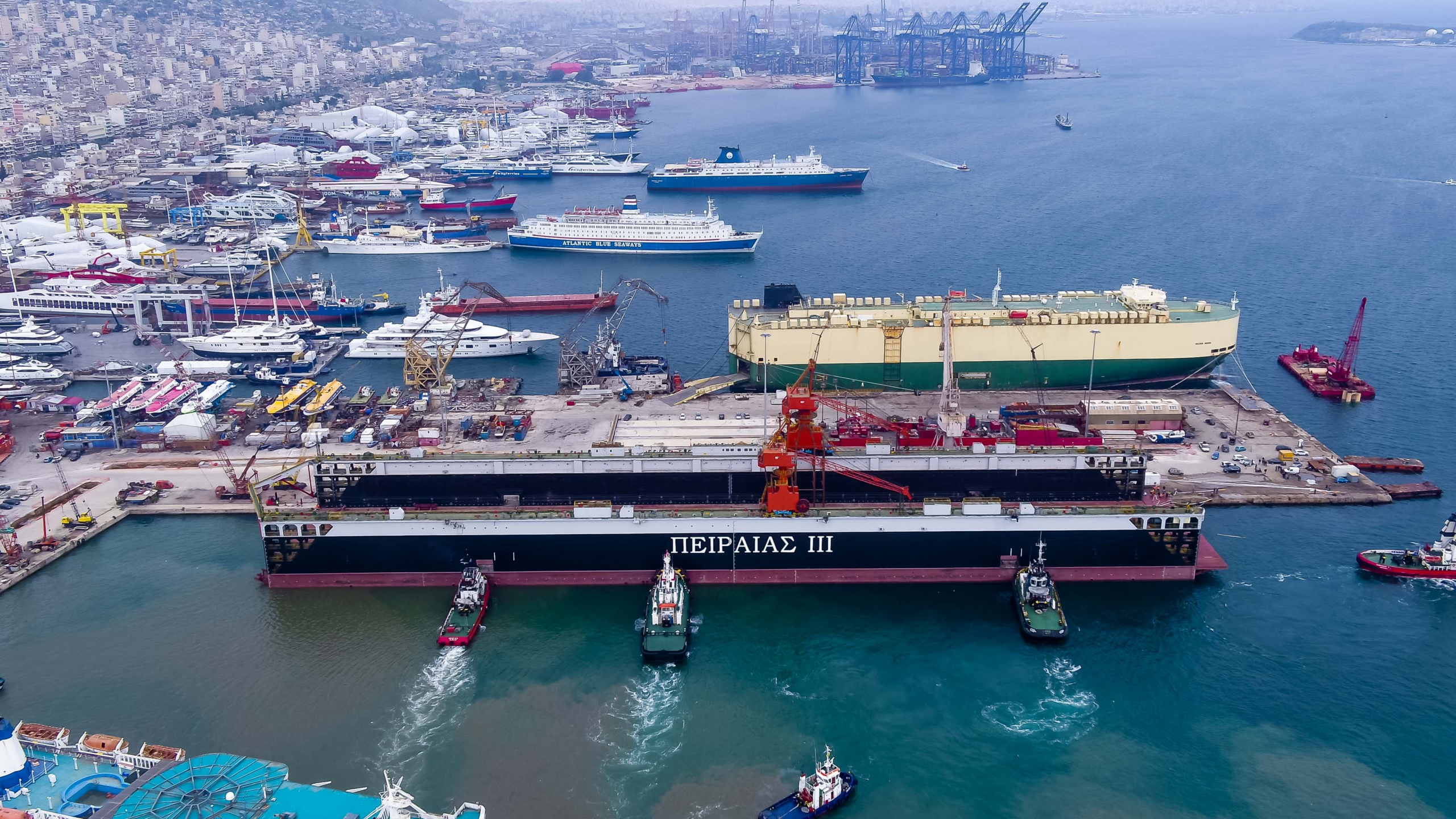 COSCO SHIPPING marks 10 years as shareholder in Port of Piraeus