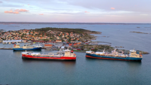 Swedish, Norwegian and Canadian owners co-order four VINGA product tankers