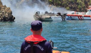 Turkey pleasure craft erupts in flames off Fethiye, 115 people evacuated