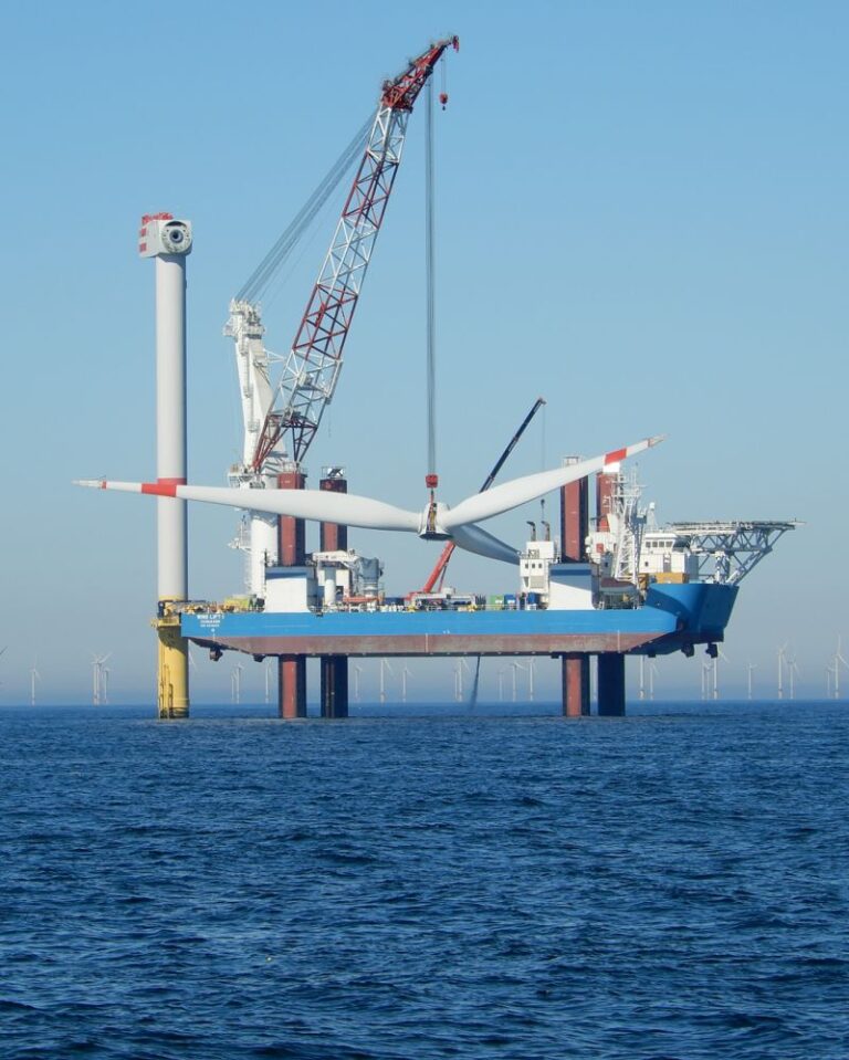 Jack-up vessel