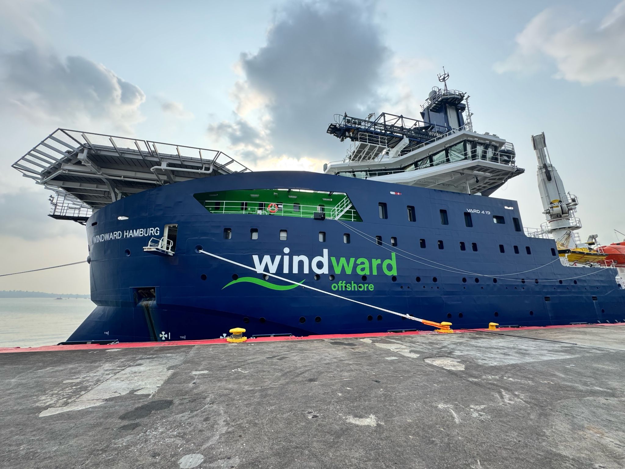 CSOV Windward Hamburg