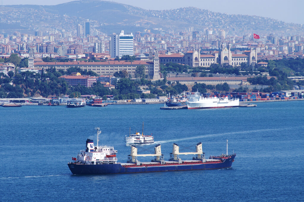 Trilateral Black Sea talks: Coordination agreed, Türkiye to keep straits shut to warships
